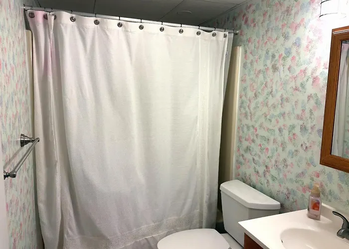 Inviting With Pool Access And Easy Ocean Fun Holiday home *