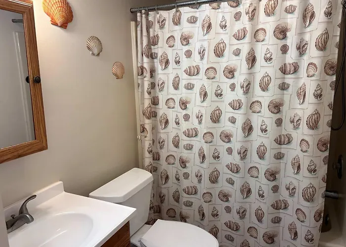 Holiday home Inviting With Pool Access And Easy Ocean Fun Ocean City