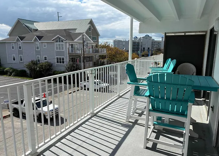 Holiday home Inviting With Pool Access And Easy Ocean Fun *